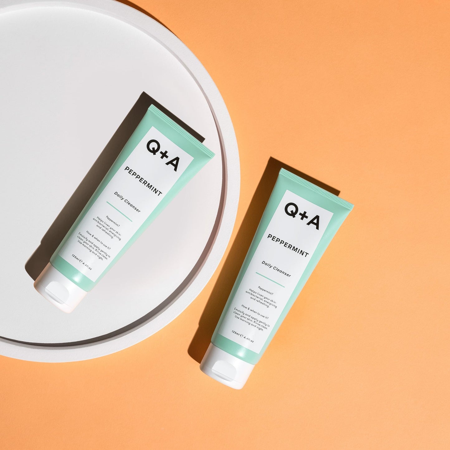 Q+A Niacinamide Gentle Exfoliating Face Cleanser
