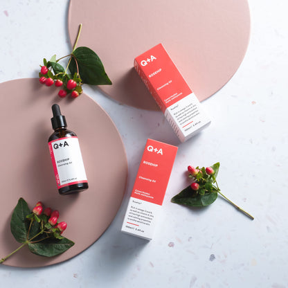 Q+A Niacinamide Gentle Exfoliating Face Cleanser